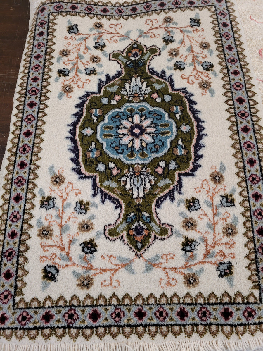 Persian Tabriz Rug 1970s pasadenarugs