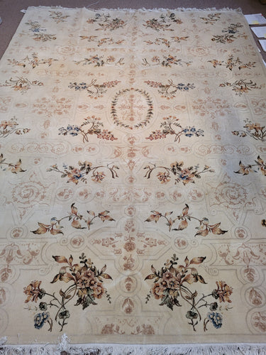 Chines Oubuson Rug